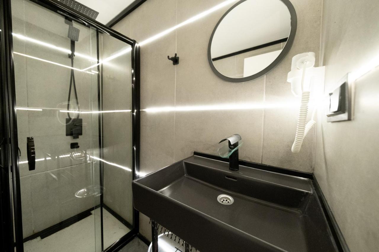 Frame Hotel & Suites Стамбул Екстер'єр фото